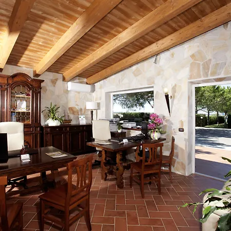 Apartahotel Fattoria Maremmana 4*